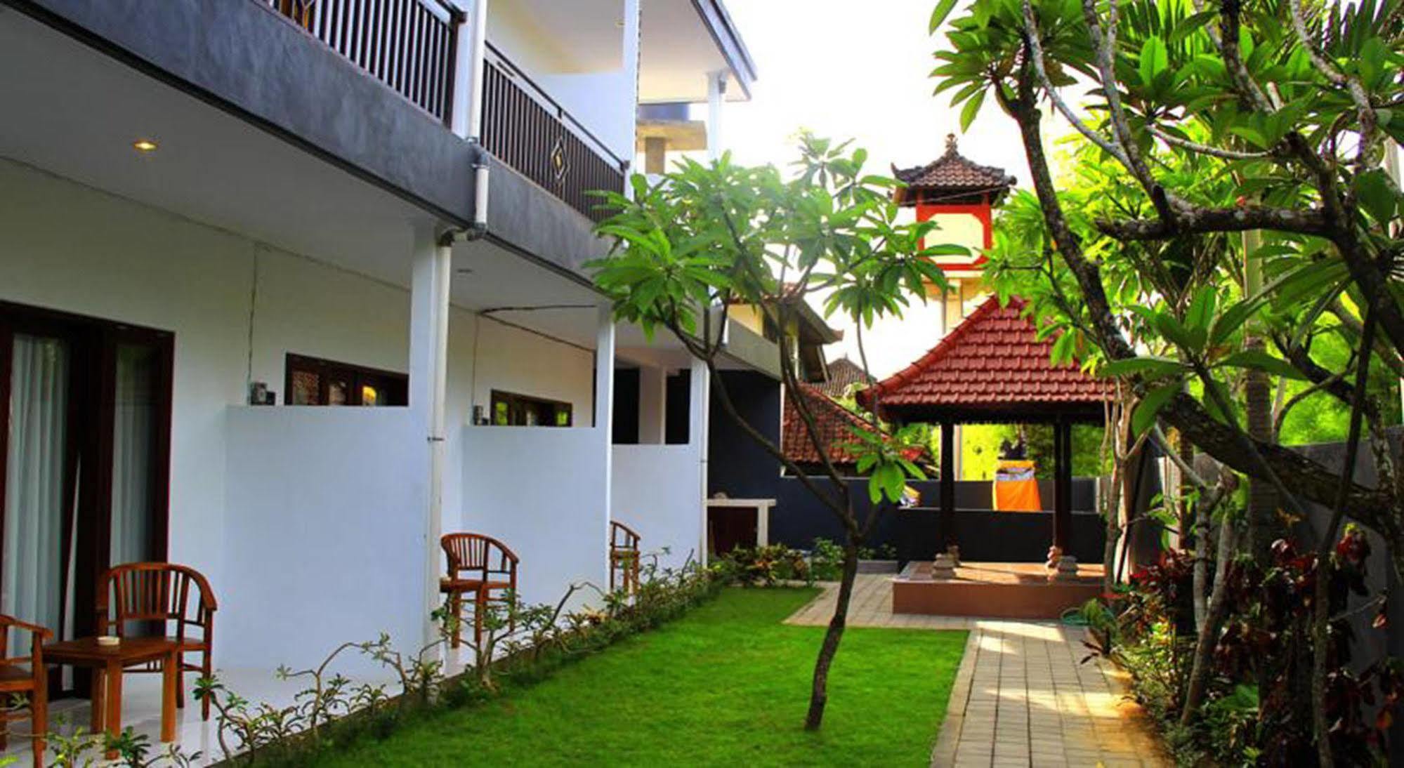 U House Kerobokan Exterior foto